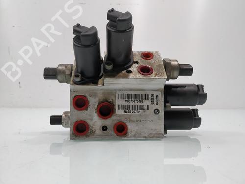 Used Brake master cylinder BMW 7 (E65, E66, E67) 730 Ld (231 hp) 31321861