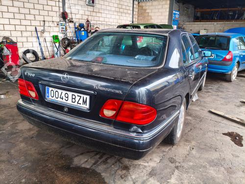 Brugte MERCEDES-BENZ E-CLASS (W210) E 290 Turbo-D (210.017) (129 hp) 4454386