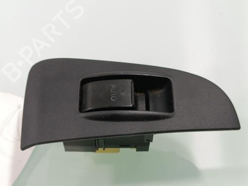 Højre bagtil elrude kontakt Højre bagtil elrude kontakt TOYOTA AVENSIS (_T25_) [2003-2008] 34380787 34380787