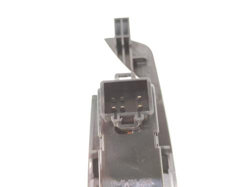 Right rear window switch SSANGYONG REXTON / REXTON II (GAB_) 2.7 Xdi | BP32671894I28 - Image 2