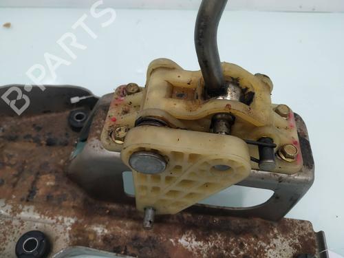 Gear lever HYUNDAI SANTA FÉ I (SM) 2.0 CRDi | BP10641700M90 