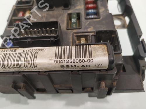 Fuse box CITROËN C5 I (DC_) 2.0 HDi (DCRHZB, DCRHZE) | BP37154921E1 - Image 6