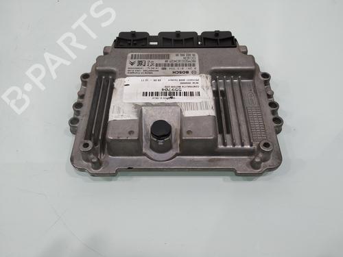Used Engine control unit (ECU) Engine control unit (ECU) PEUGEOT 3008 I MPV (0U_) 1.6 HDi (109 hp) 31670473 31670473
