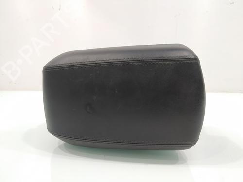 Used Armrest / Center console HYUNDAI ix35 (LM, EL, ELH) [2009-2016]  28036111