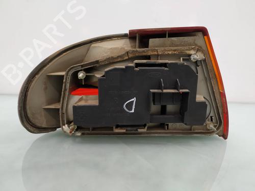 Right taillight FORD MONDEO I (GBP) 2.0 i 16V 4x4 | BP8815604C35 