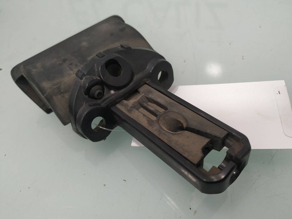 Hand brake VOLVO XC90 I (275) D5 AWD 8767630 BParts