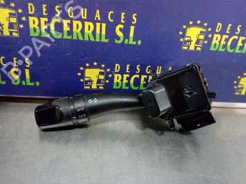 Used Headlight switch HYUNDAI TUCSON (JM) 2.0 (141 hp) 8458718
