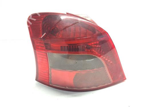 Venstre Baklys TOYOTA YARIS (_P9_) 1.4 D-4D (NLP90_, NLP90R) (90 hp) 31065210