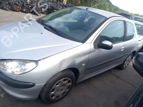 Used Parts PEUGEOT 206 Hatchback (2A/C)  1.4 i  4636990