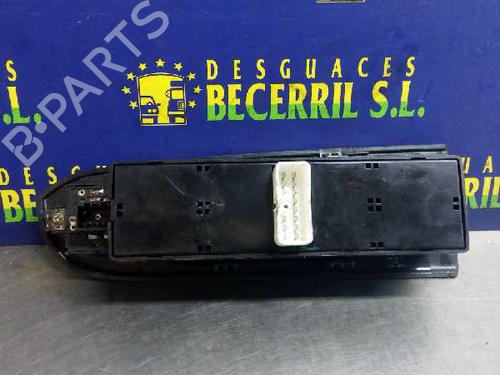 Left front window switch HYUNDAI TRAJET (FO) 2.0 CRDi | BP8438924I27 