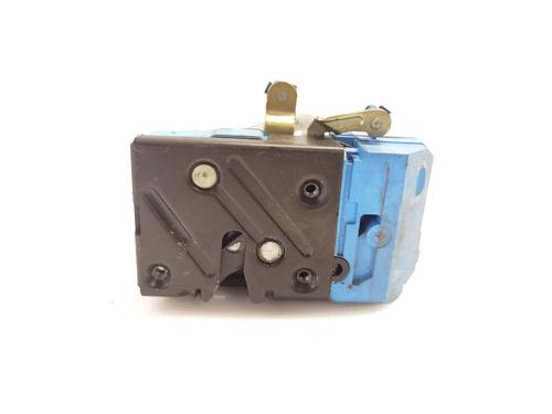 Front left lock VOLVO XC90 I (275) D3 / D5 | BP13931717C98 