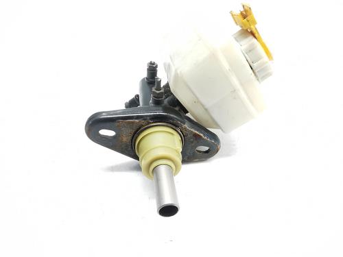 Used Brake master cylinder Brake master cylinder LAND ROVER DEFENDER Station Wagon (L316, L315) 2.5 Td5 4x4 (L316) (122 hp) 36042580 36042580