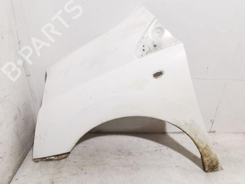 Used Left front fenders Left front fenders 37271467 37271467