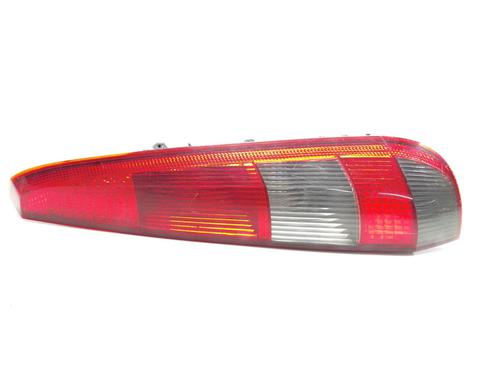 Used Right taillight FORD FIESTA V (JH_, JD_) 1.25 16V (75 hp) 31814567