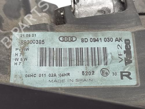 Right headlight AUDI A4 B5 (8D2) 1.8 T | BP29488639C29 