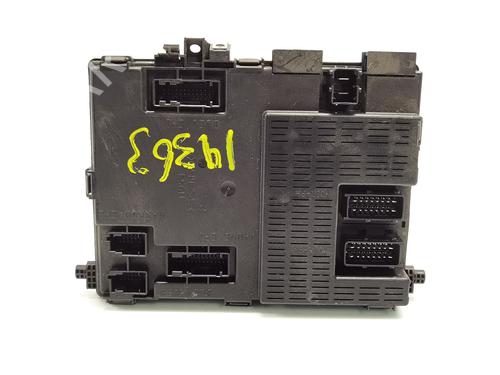 Used Fuse box CITROËN XSARA (N1) 2.0 HDi 90 (90 hp) 24538694