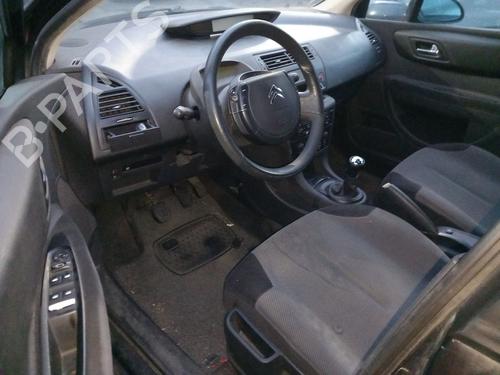 Right headlight CITROËN C4 I (LC_) 1.6 HDi | BP31852541C29 