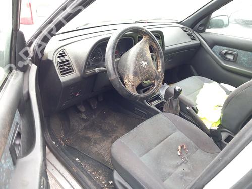 Engine control unit (ECU) PEUGEOT 306 (7B, N3, N5) 2.0 HDI 90 | BP30580413M57 