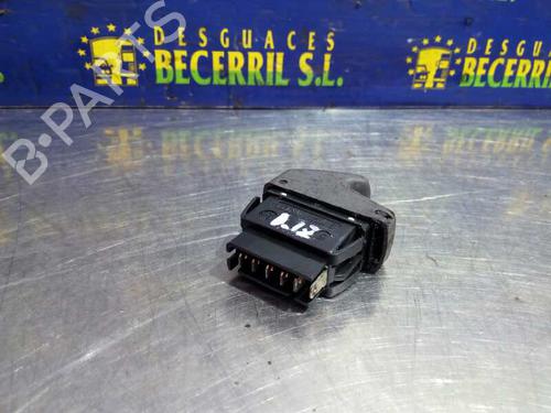 Used Right front window switch RENAULT SCÉNIC I MPV (JA0/1_, FA0_) [1999-2010]  8432749