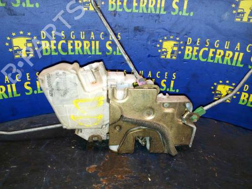 Used Front right lock NISSAN PICK UP (D22) [1997-2025]  8424703