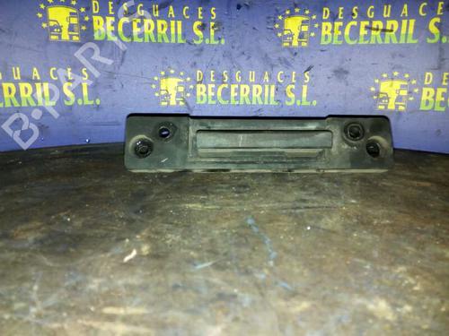 Used Tailgate handle KIA SORENTO I (JC) 2.5 CRDi (170 hp) 8425222