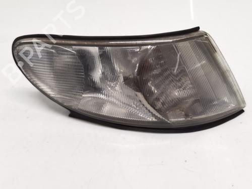 right-front-indicator-saab-9-3-ys3d-1998-1999-2000-2001-2002-2003-31652385 main image