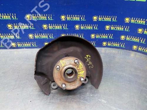 Fusee rechts voor TOYOTA COROLLA Liftback (_E11_) 1.6 (ZZE112_) (110 hp) 8448255