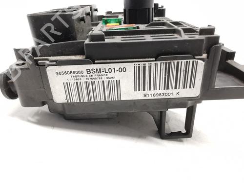 Fuse box PEUGEOT 407 SW (6E_, 6D_) 2.0 HDi 135 | BP30173217E1