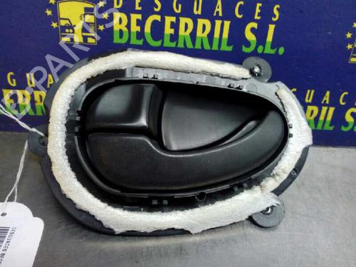 Used Front left interior door handle PEUGEOT 406 Break (8E/F) [1996-2004]  8443813