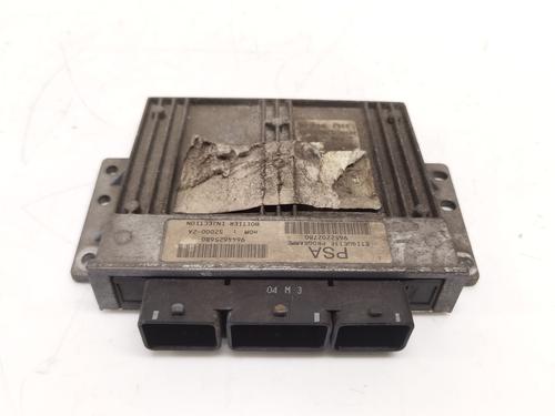 Used Engine control unit (ECU) Engine control unit (ECU) PEUGEOT 206 Hatchback (2A/C) 1.4 i (75 hp) 33304388 33304388
