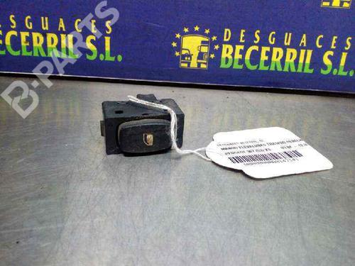 Used Right rear window switch Right rear window switch PEUGEOT 306 (7B, N3, N5) 2.0 HDI 90 (90 hp) 8425768 8425768