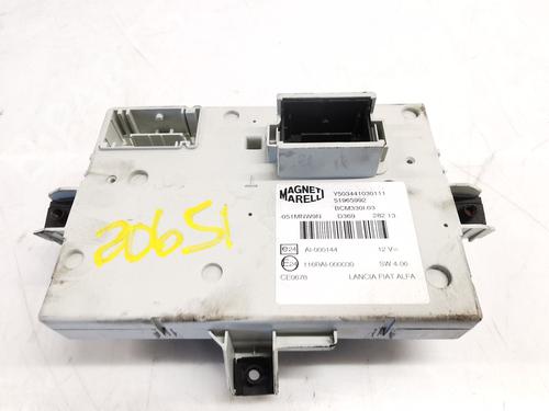 Fuse box FIAT 500L (351_, 352_) 1.6 D Multijet (199LYD1B) | BP37283662E1 - Image 2