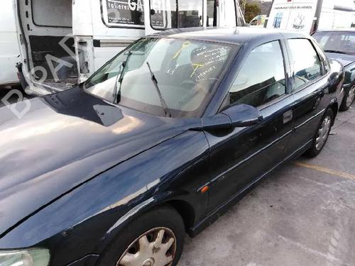Left headlight OPEL VECTRA B (J96) 1.6 i 16V (F19) | BP8458255C28 