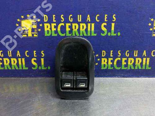 Used Left front window switch Left front window switch PEUGEOT 206 Hatchback (2A/C) 1.4 HDi eco 70 (68 hp) 8453192 8453192