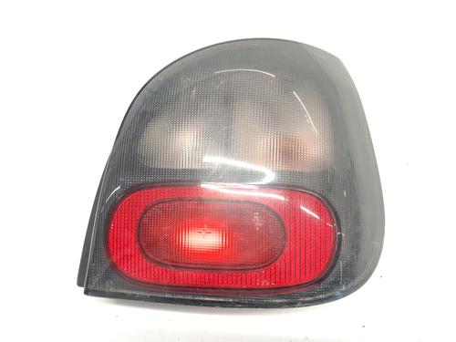 Używane Lampa tylna prawa RENAULT SCÉNIC I MPV (JA0/1_, FA0_) 1.4 16V (JA0D, JA1H, Ja0W, JA10) (95 hp) 30684045