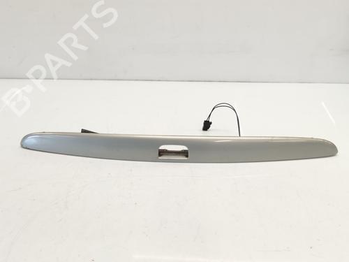 Used Tailgate handle RENAULT MEGANE I (BA0/1_) 1.6 16V (BA04, BA0B, BA11, BA1J, BA16, BA19, BA1K, BA1V,... (107 hp) 30273067