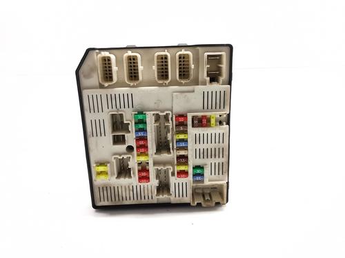 Used Fuse box RENAULT MEGANE III Hatchback (BZ0/1_, B3_) 1.5 dCi (BZ1G, BZ1W, BZ0R) (95 hp) 25822849