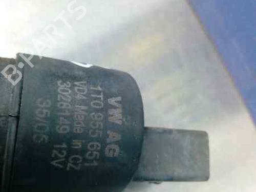Washer pump VW PASSAT B6 (3C2) 2.0 TFSI | BP14018264E24 