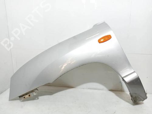 Used Left front fenders HYUNDAI SANTA FÉ I (SM) 2.0 CRDi (113 hp) 19434318