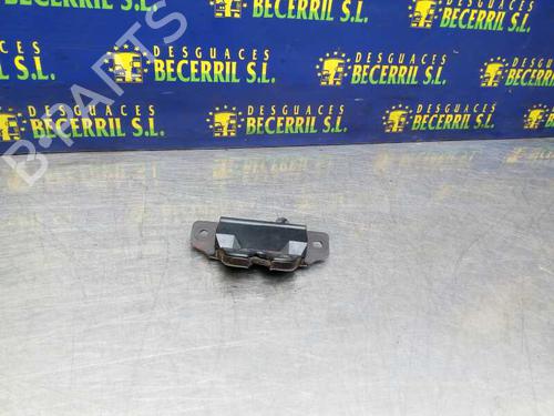 Serrure hayon PEUGEOT 106 II (1A_, 1C_) 1.1 i (60 hp) 8428868