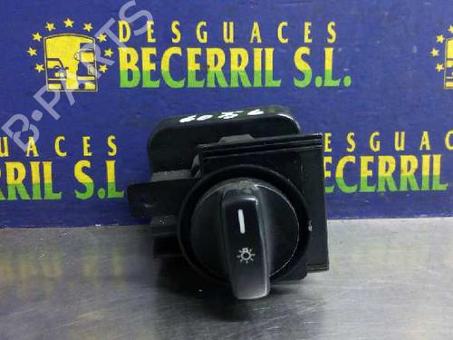 Forlygtekontakt MERCEDES-BENZ A-CLASS (W169) [2004-2012]  8450687