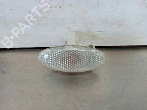 Left side indicator SUZUKI GRAND VITARA II (JT, TE, TD) 1.9 DDiS (JB419WD, JB419XD) (129 hp) 11652988