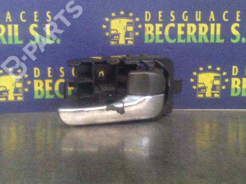 rear-right-interior-door-handle-nissan-x-trail-i-t30-22-dci-fwd-2001-2002-2003-2004-2005-2006-2007-2008-2009-2010-2011-2012-2013-8431139 main image