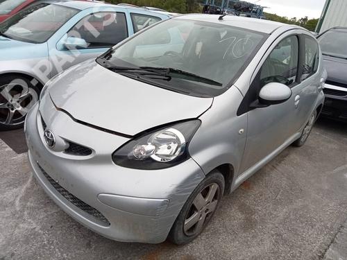 Used Parts TOYOTA AYGO (_B1_)  1.0 (KGB10_, KGB10R)  1037950