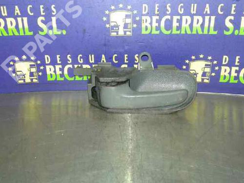 Used Front left interior door handle Front left interior door handle TOYOTA AYGO (_B1_) 1.4 D-4D (WNB10_, WNB10R) (54 hp) 8426575 8426575