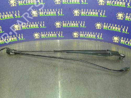 Front windshield wiper arm TOYOTA AYGO (_B1_) 1.4 D-4D (WNB10_, WNB10R) BP8426562C143