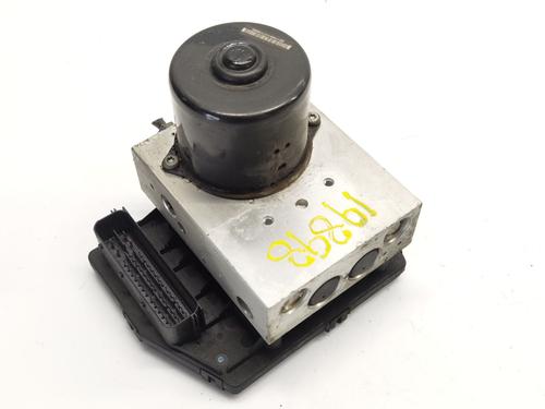 Used ABS pump MERCEDES-BENZ CLK (C208) CLK 230 Kompressor (208.347) (193 hp) 28510798