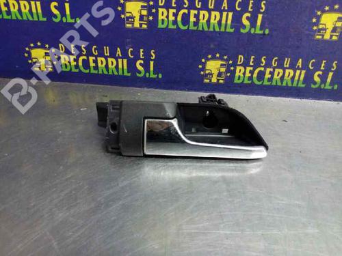 Used Front left interior door handle Front left interior door handle OPEL ASTRA H (A04) 1.6 (L48) (105 hp) 8452493 8452493