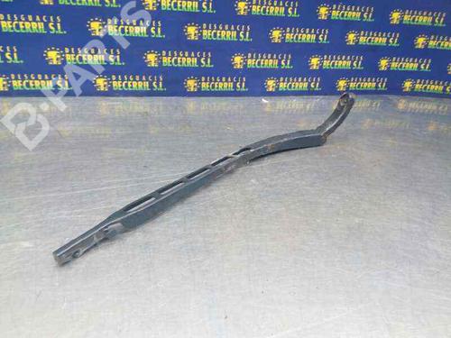 Used Front wipers mechanism Front wipers mechanism SEAT TOLEDO III (5P2) 2.0 TDI (136 hp) 8430176 8430176