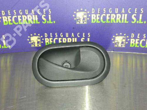 Used Front right interior door handle Front right interior door handle RENAULT MODUS / GRAND MODUS (F/JP0_) 1.2 16V Hi-Flex (75 hp) 8425526 8425526